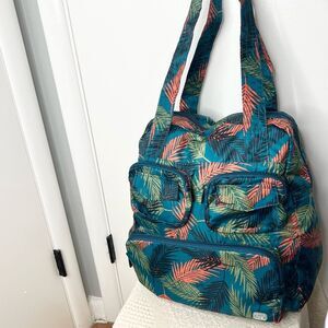 Lug Packable Puddle Jumper Tote in Tropical Ocean Print Lightweight Travel